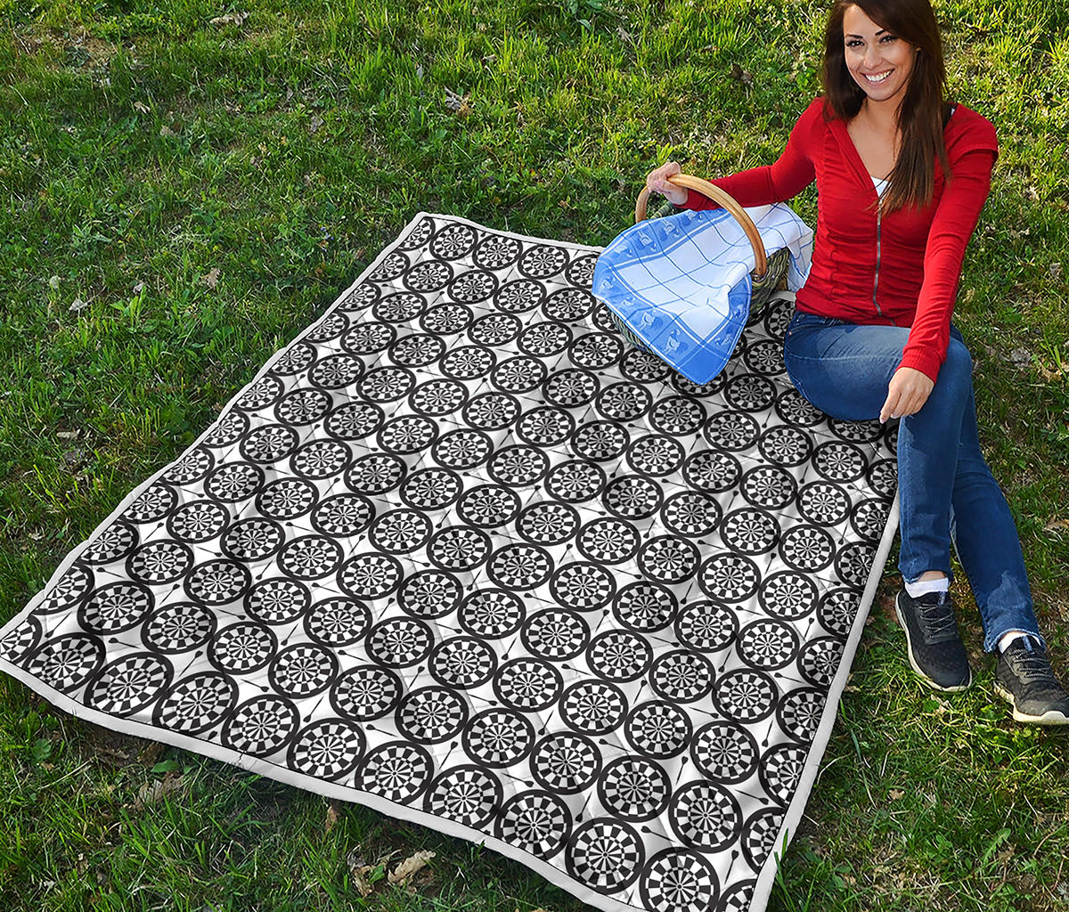 Black And White Dartboard Pattern Print Quilt