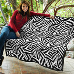 Black And White Dazzle Pattern Print Quilt