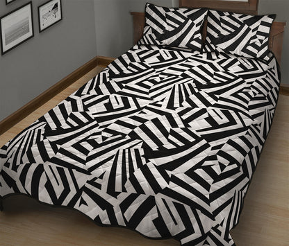 Black And White Dazzle Pattern Print Quilt Bed Set