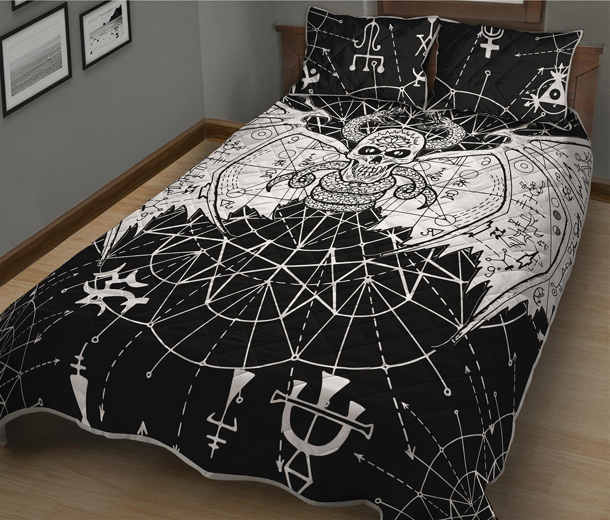 Black And White Demon Wicca Print Quilt Bed Set