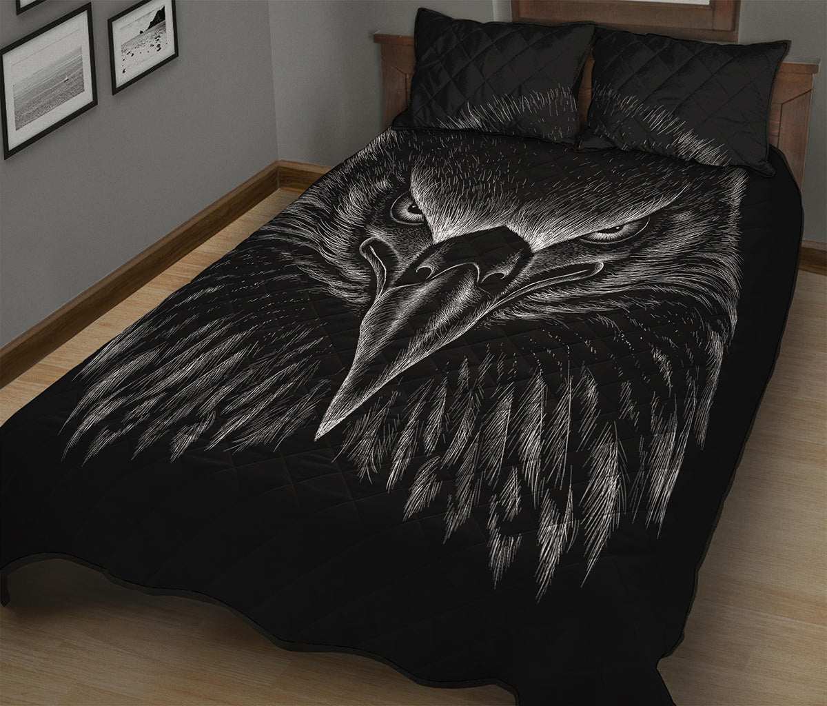 Black And White Eagle Print Quilt Bed Set