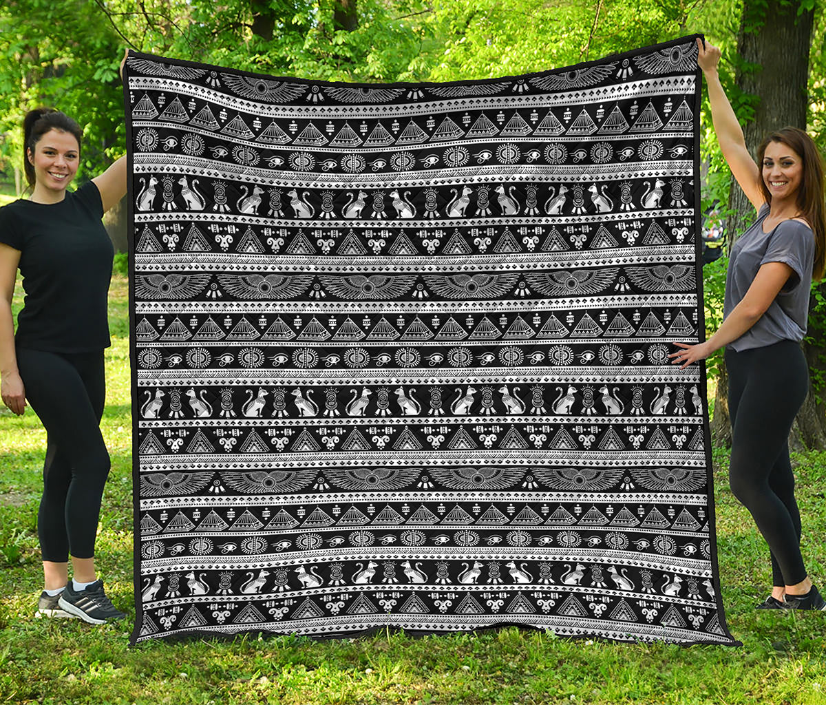 Black And White Egypt Pattern Print Quilt