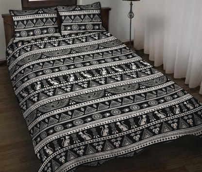 Black And White Egypt Pattern Print Quilt Bed Set