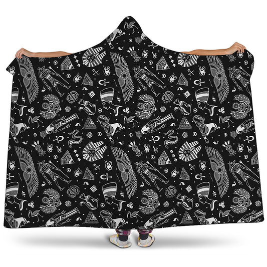 Black And White Egyptian Pattern Print Hooded Blanket