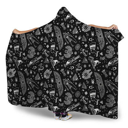 Black And White Egyptian Pattern Print Hooded Blanket