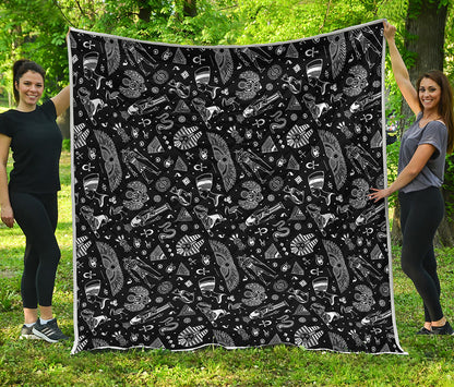 Black And White Egyptian Pattern Print Quilt