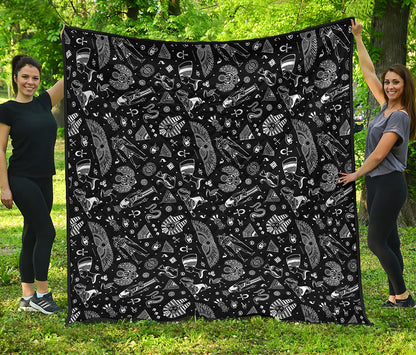 Black And White Egyptian Pattern Print Quilt