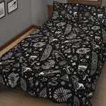 Black And White Egyptian Pattern Print Quilt Bed Set
