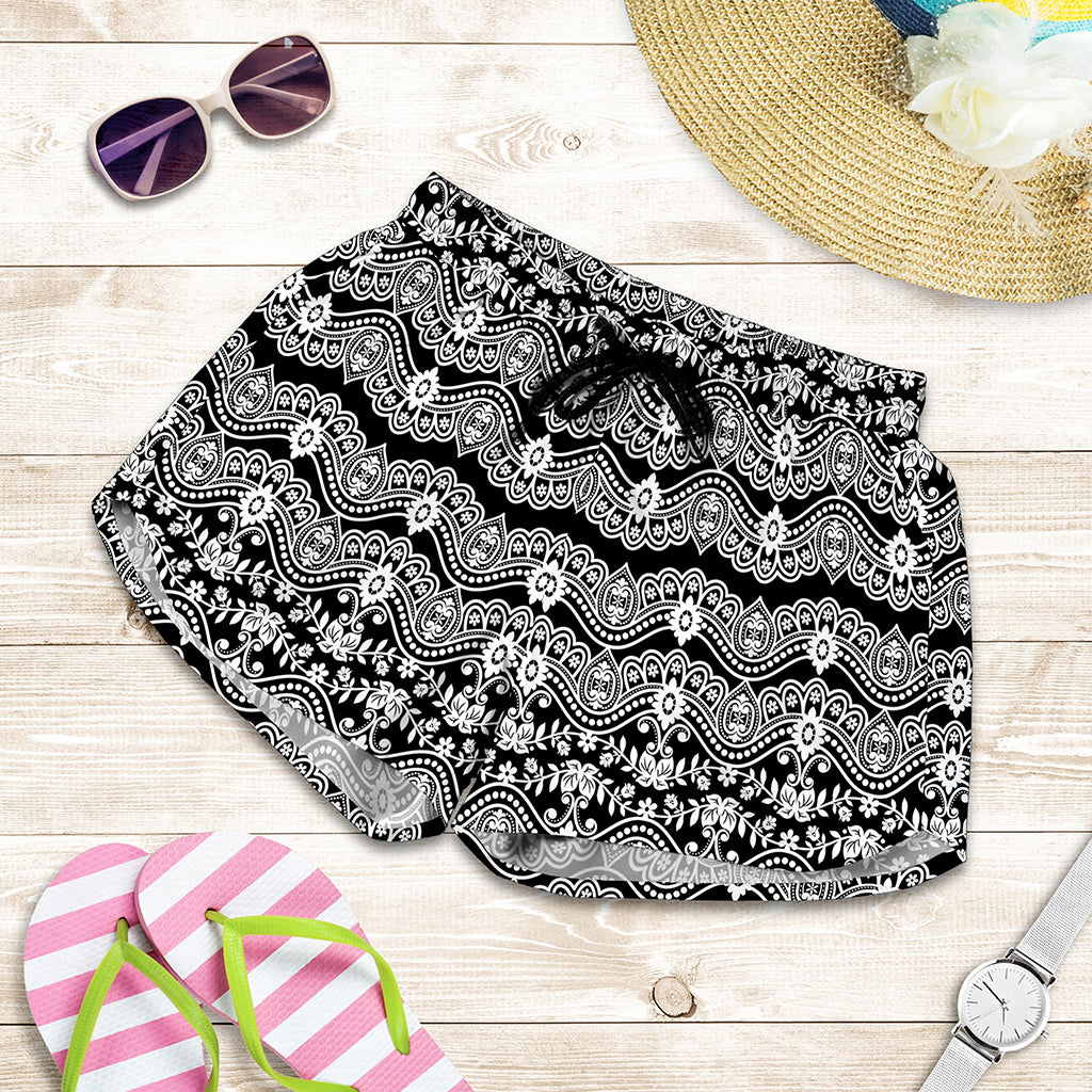 Black And White Ethnic Boho Print Women's Shorts