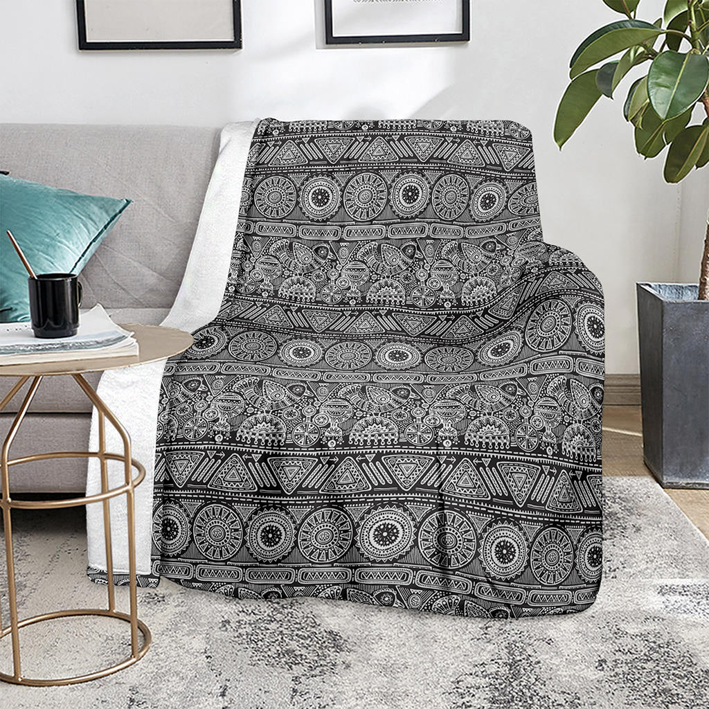 Black And White Ethnic Pattern Print Blanket