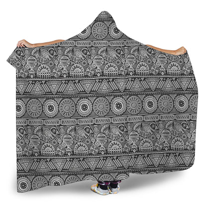 Black And White Ethnic Pattern Print Hooded Blanket