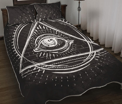 Black And White Eye of Providence Print Quilt Bed Set