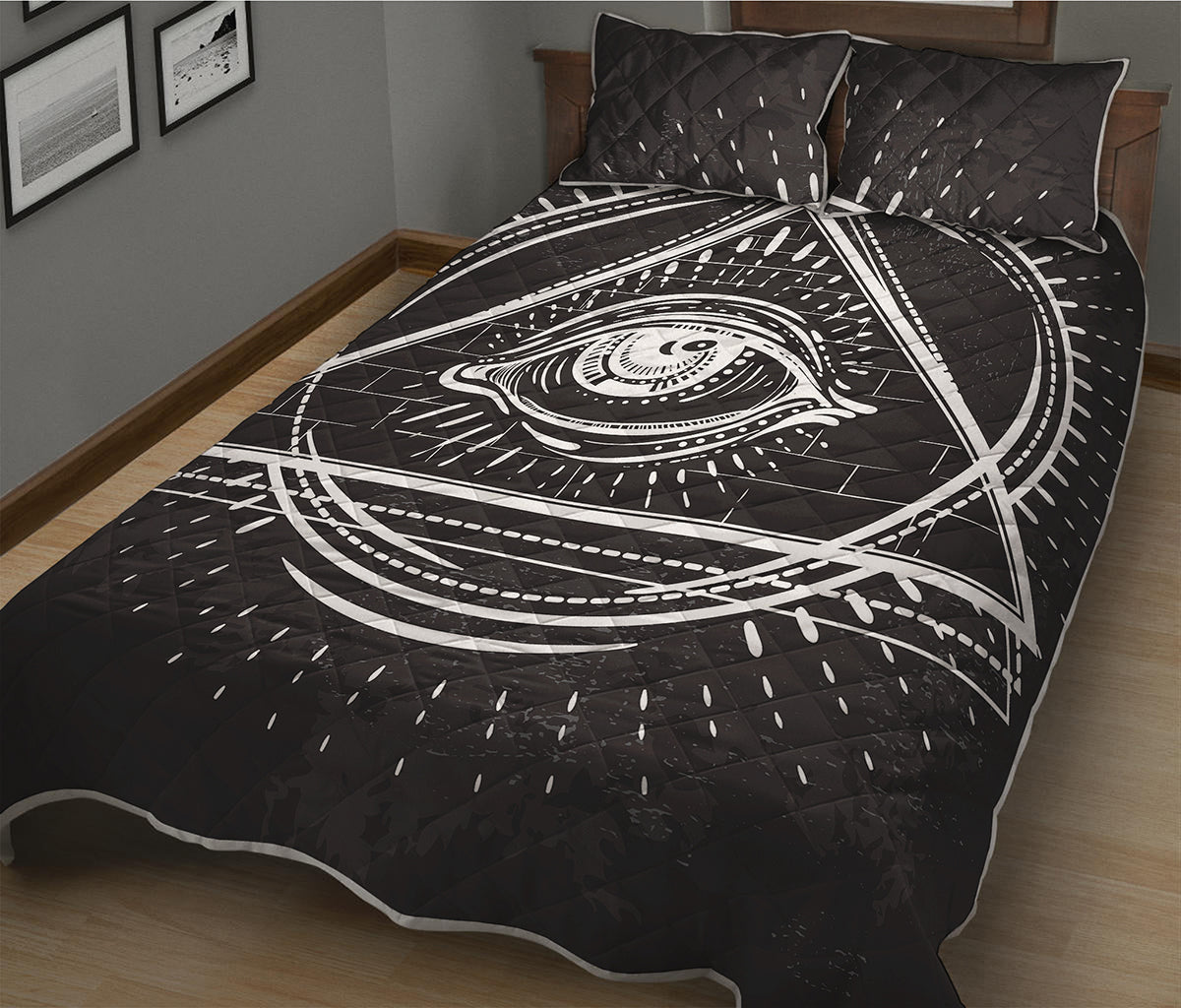 Black And White Eye of Providence Print Quilt Bed Set