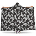 Black And White Eyeball Pattern Print Hooded Blanket