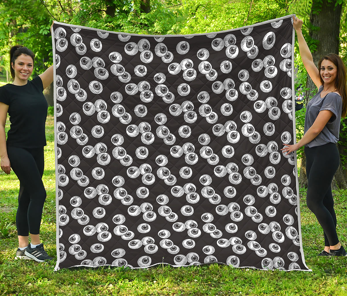 Black And White Eyeball Pattern Print Quilt
