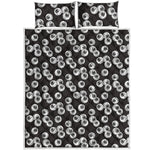 Black And White Eyeball Pattern Print Quilt Bed Set
