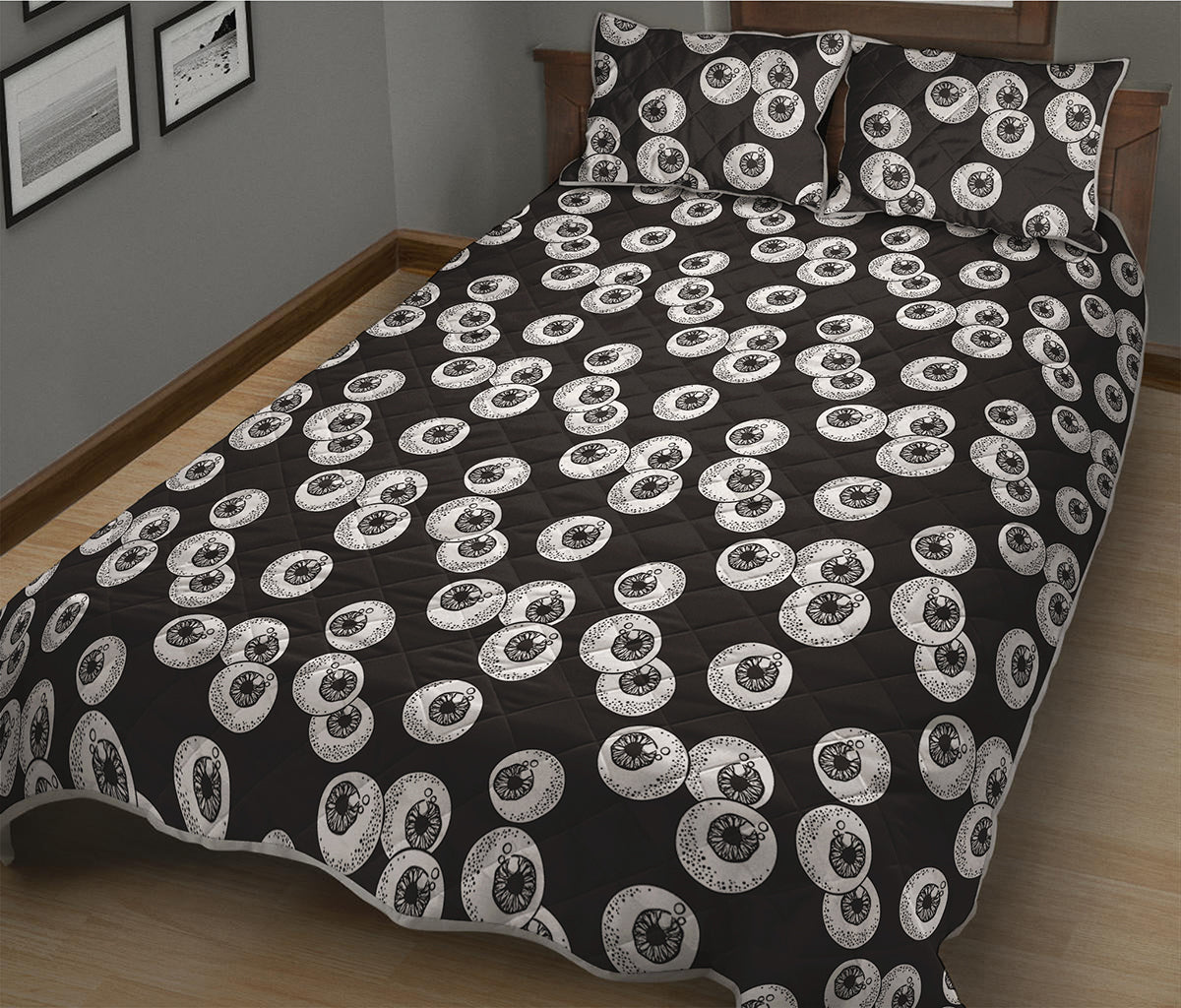 Black And White Eyeball Pattern Print Quilt Bed Set