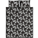 Black And White Eyeball Pattern Print Quilt Bed Set