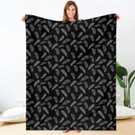 Black And White Feather Pattern Print Blanket