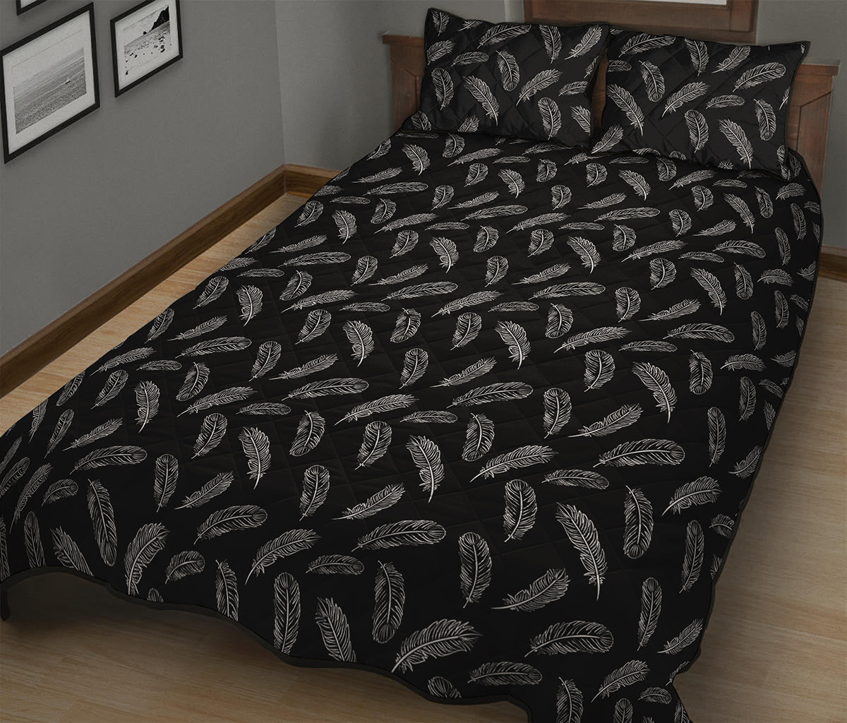 Black And White Feather Pattern Print Quilt Bed Set