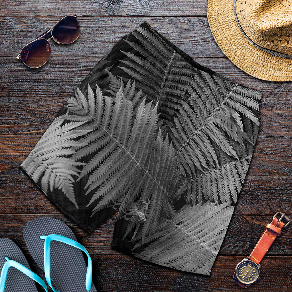 Black And White Fern Leaf Print Men's Shorts