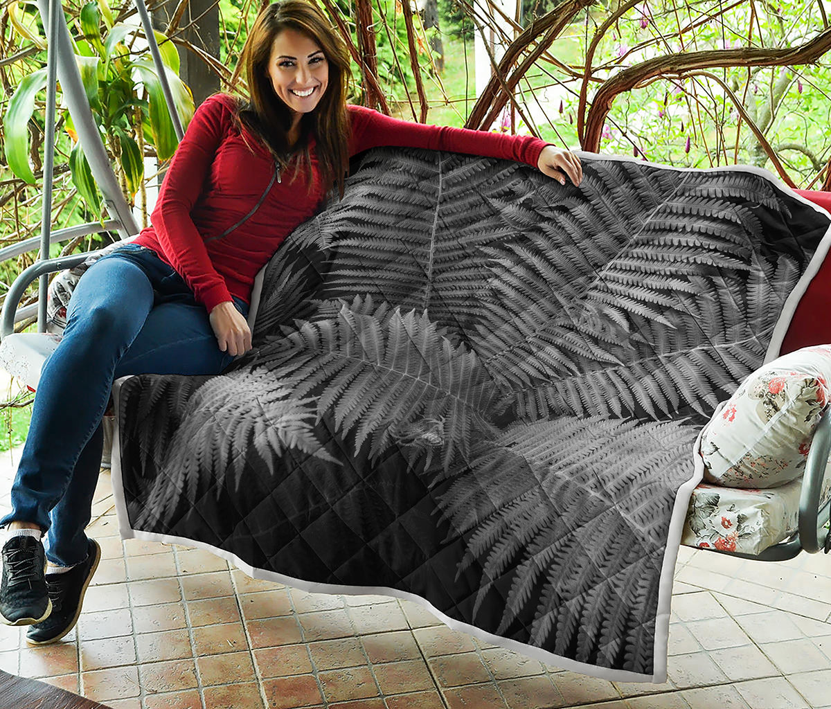 Black And White Fern Leaf Print Quilt