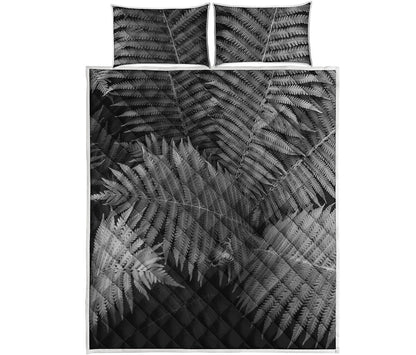 Black And White Fern Leaf Print Quilt Bed Set