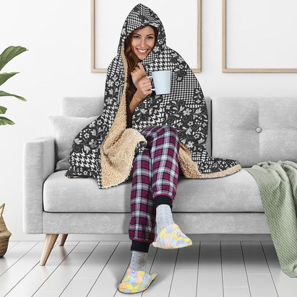 Black And White Floral Glen Plaid Print Hooded Blanket