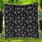 Black And White Flower Print Quilt