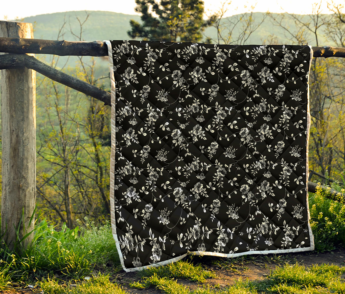Black And White Flower Print Quilt