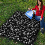 Black And White Flower Print Quilt