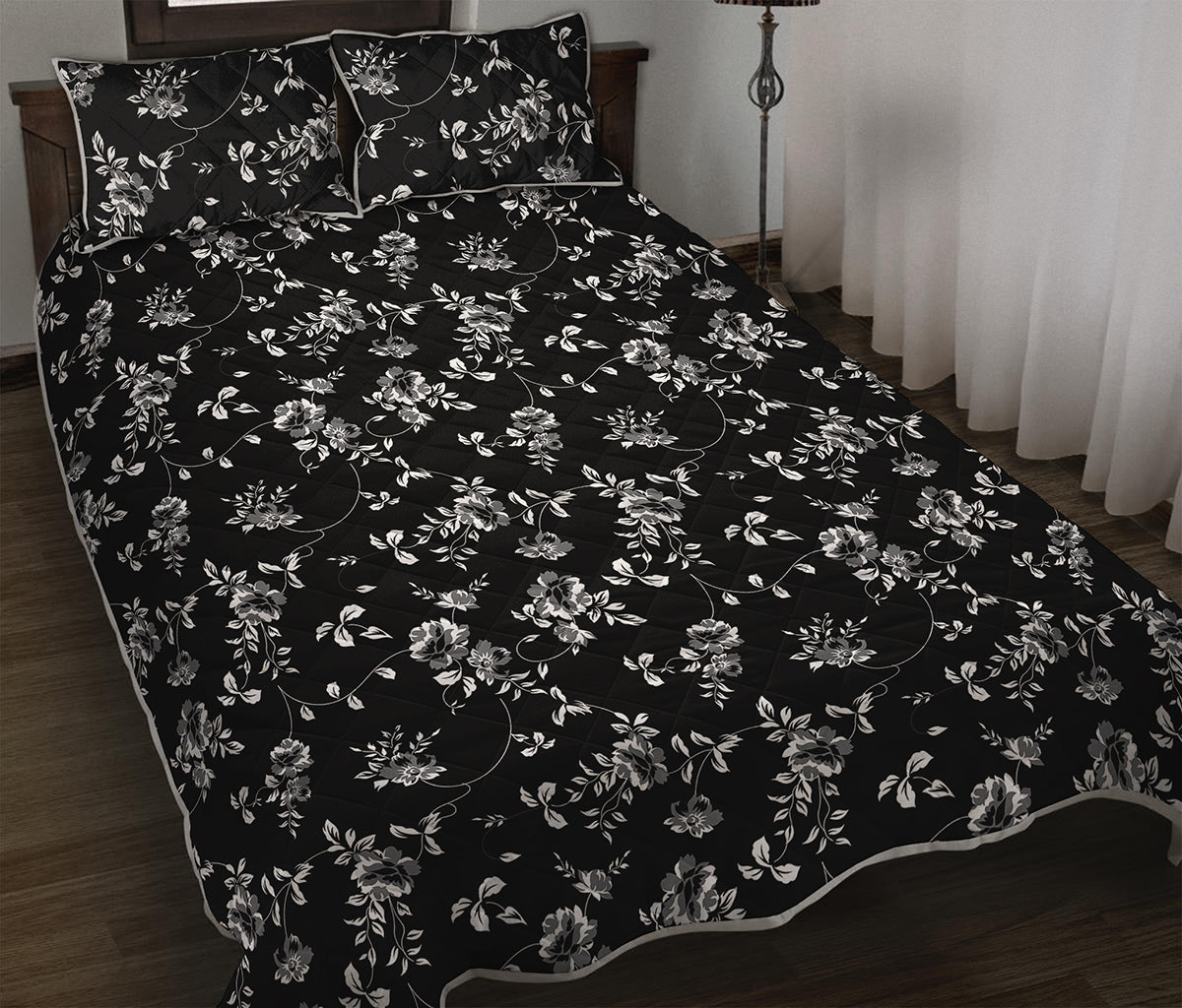 Black And White Flower Print Quilt Bed Set
