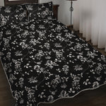 Black And White Flower Print Quilt Bed Set