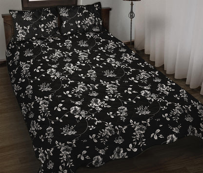 Black And White Flower Print Quilt Bed Set