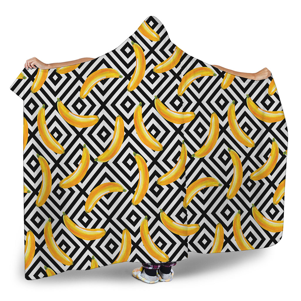 Black And White Geometric Banana Print Hooded Blanket