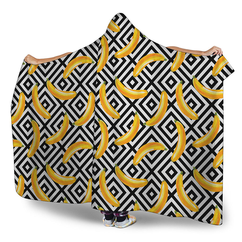 Black And White Geometric Banana Print Hooded Blanket