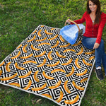 Black And White Geometric Banana Print Quilt