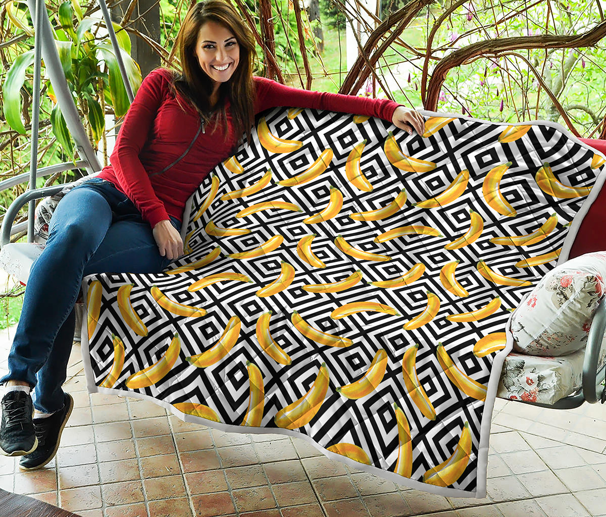 Black And White Geometric Banana Print Quilt