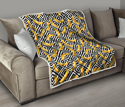 Black And White Geometric Banana Print Quilt