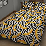 Black And White Geometric Banana Print Quilt Bed Set