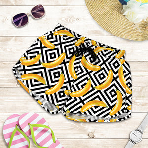 Black And White Geometric Banana Print Women's Shorts