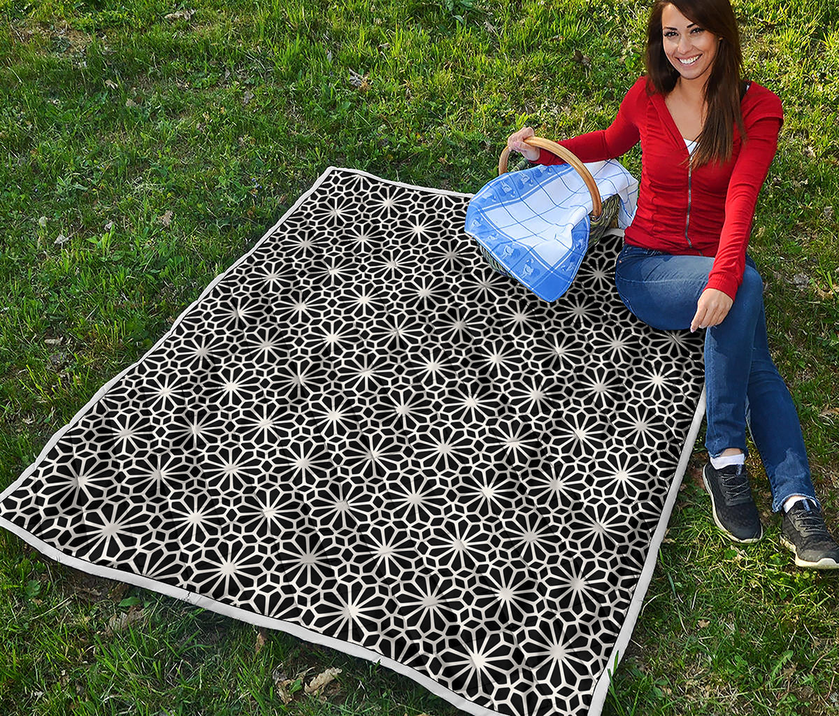 Black And White Geometric Floral Print Quilt