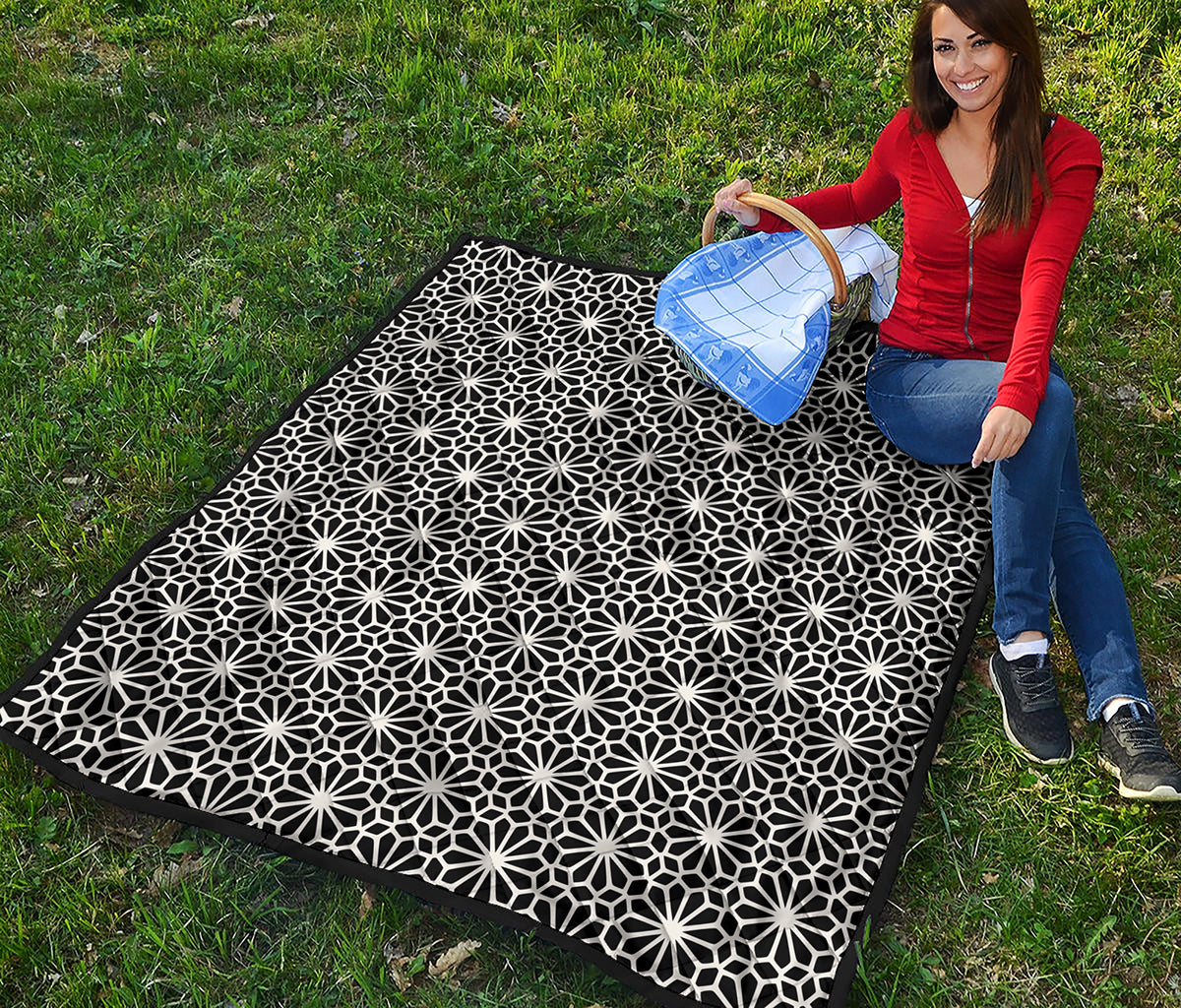 Black And White Geometric Floral Print Quilt