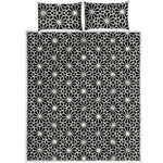 Black And White Geometric Floral Print Quilt Bed Set