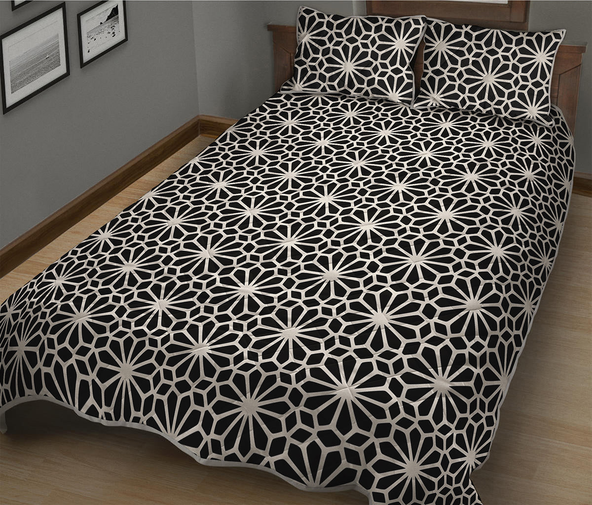 Black And White Geometric Floral Print Quilt Bed Set