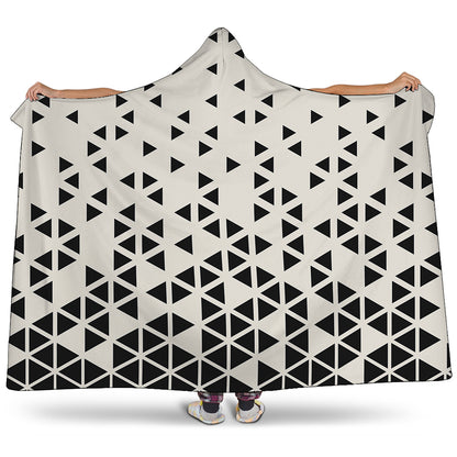 Black And White Geometric Pattern Print Hooded Blanket