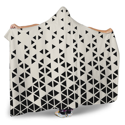 Black And White Geometric Pattern Print Hooded Blanket