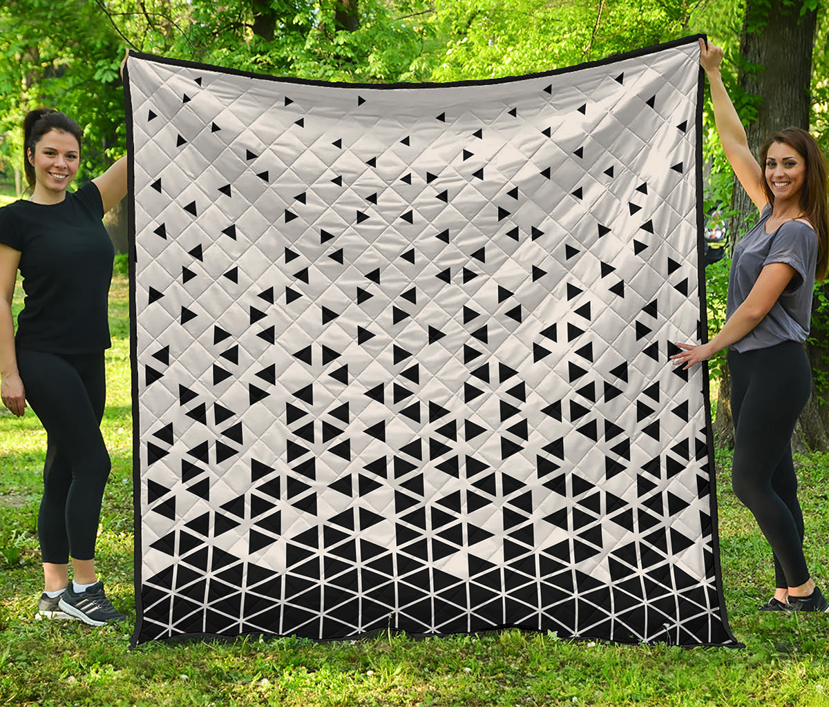 Black And White Geometric Pattern Print Quilt