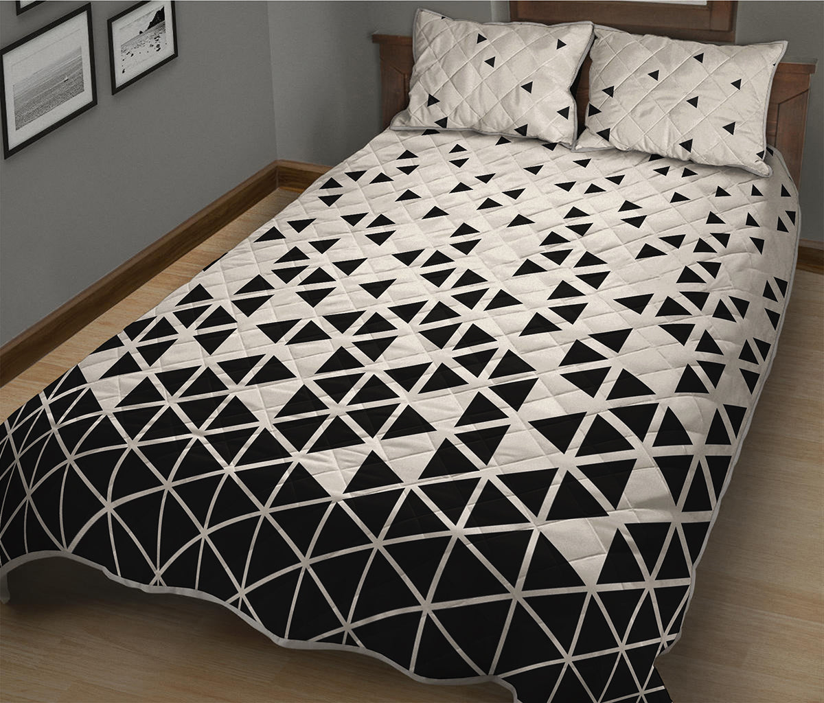 Black And White Geometric Pattern Print Quilt Bed Set