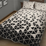 Black And White Geometric Pattern Print Quilt Bed Set